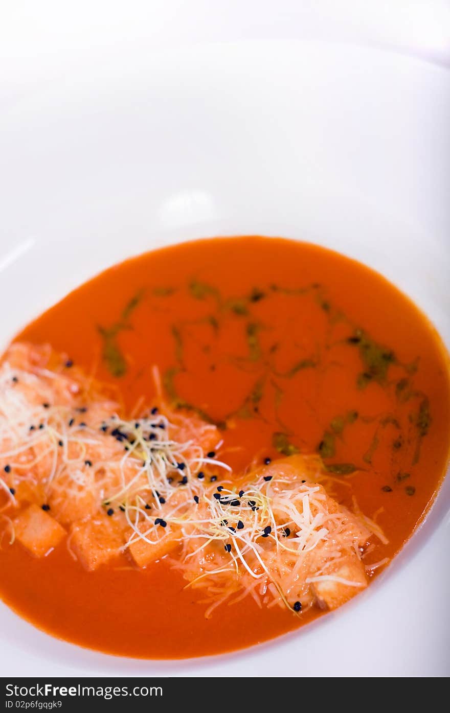 Tomatoes soup (Shallow DOF)