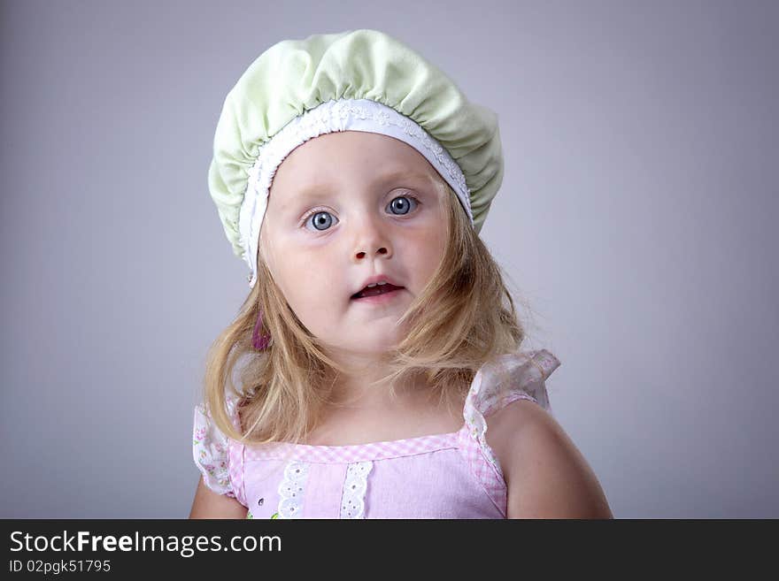 Green hat girl