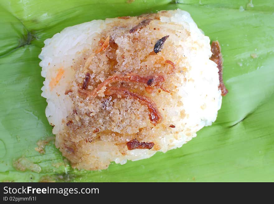 Fish and suger on sticky rice