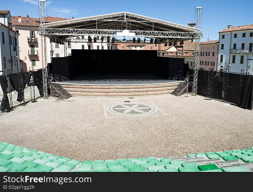 Amphitheater Seats