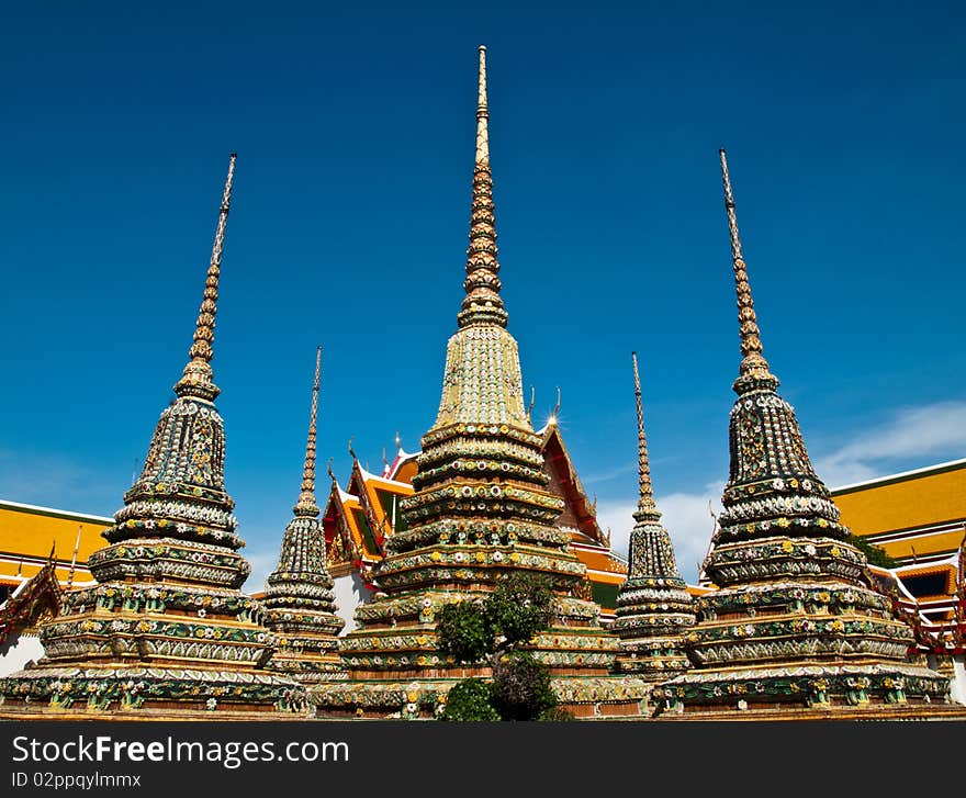 Small stupa at wat pho