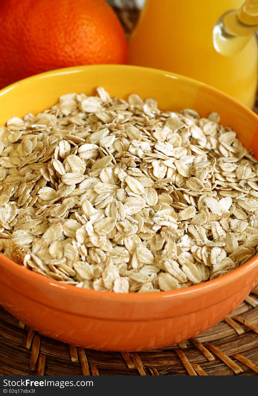 Oats in bowl