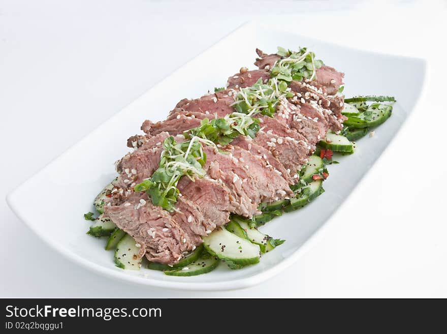 Rare Fillet Steak Salad