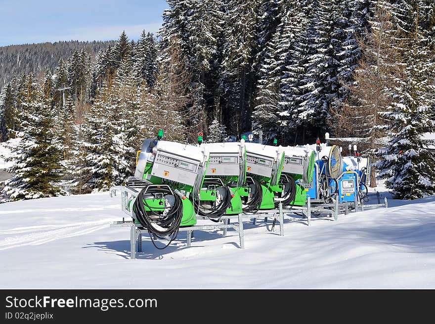 Snowmaking is the production of snow by forcing water and pressurized air through a snow gun or snow cannon, on ski slopes. Snowmaking is the production of snow by forcing water and pressurized air through a snow gun or snow cannon, on ski slopes.