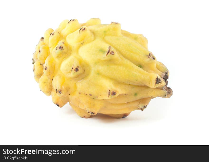 Native to south america and central america, the yellow pitahaya differs from the red dragon fruit, its asian counterpart. Native to south america and central america, the yellow pitahaya differs from the red dragon fruit, its asian counterpart.