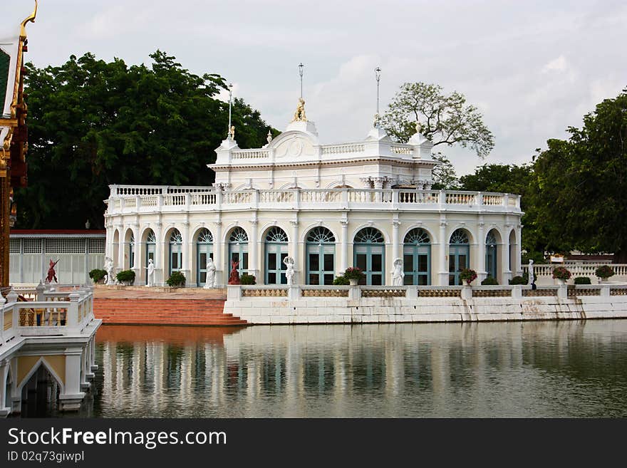 Throne hall