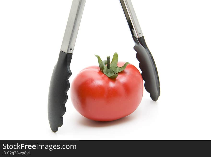 Grill tie with tomato