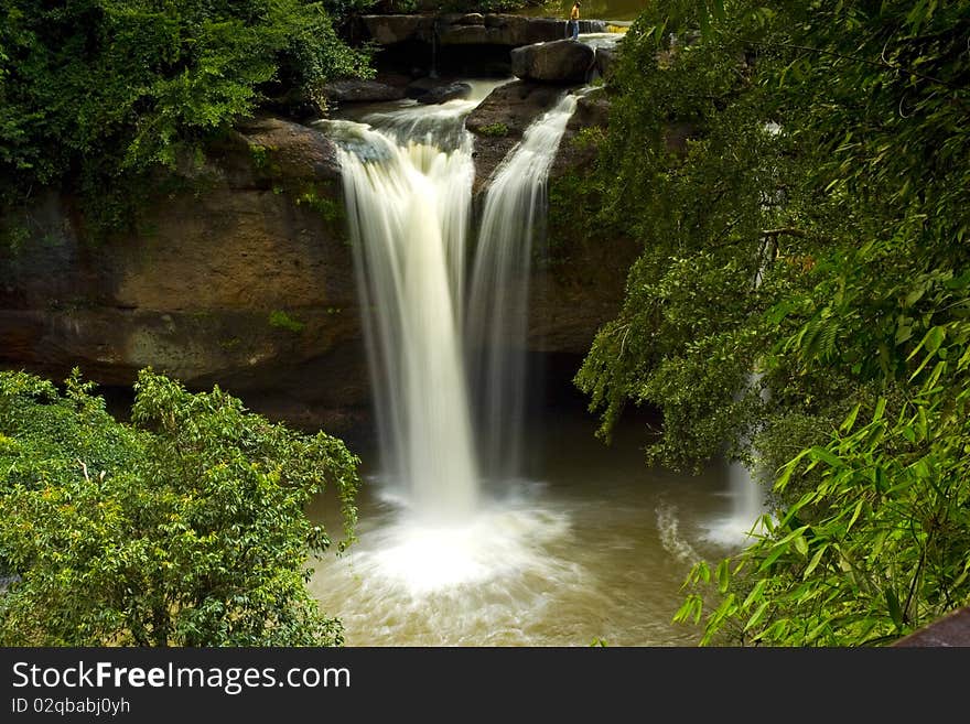 Heosutut Waterfalls