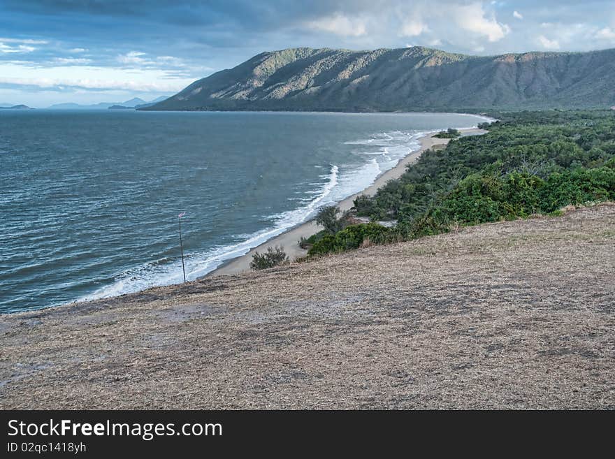 Coast between Cairns and Port Douglas