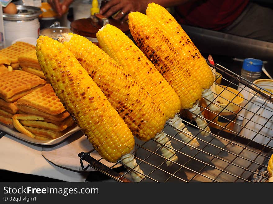 Roasted sweet corns