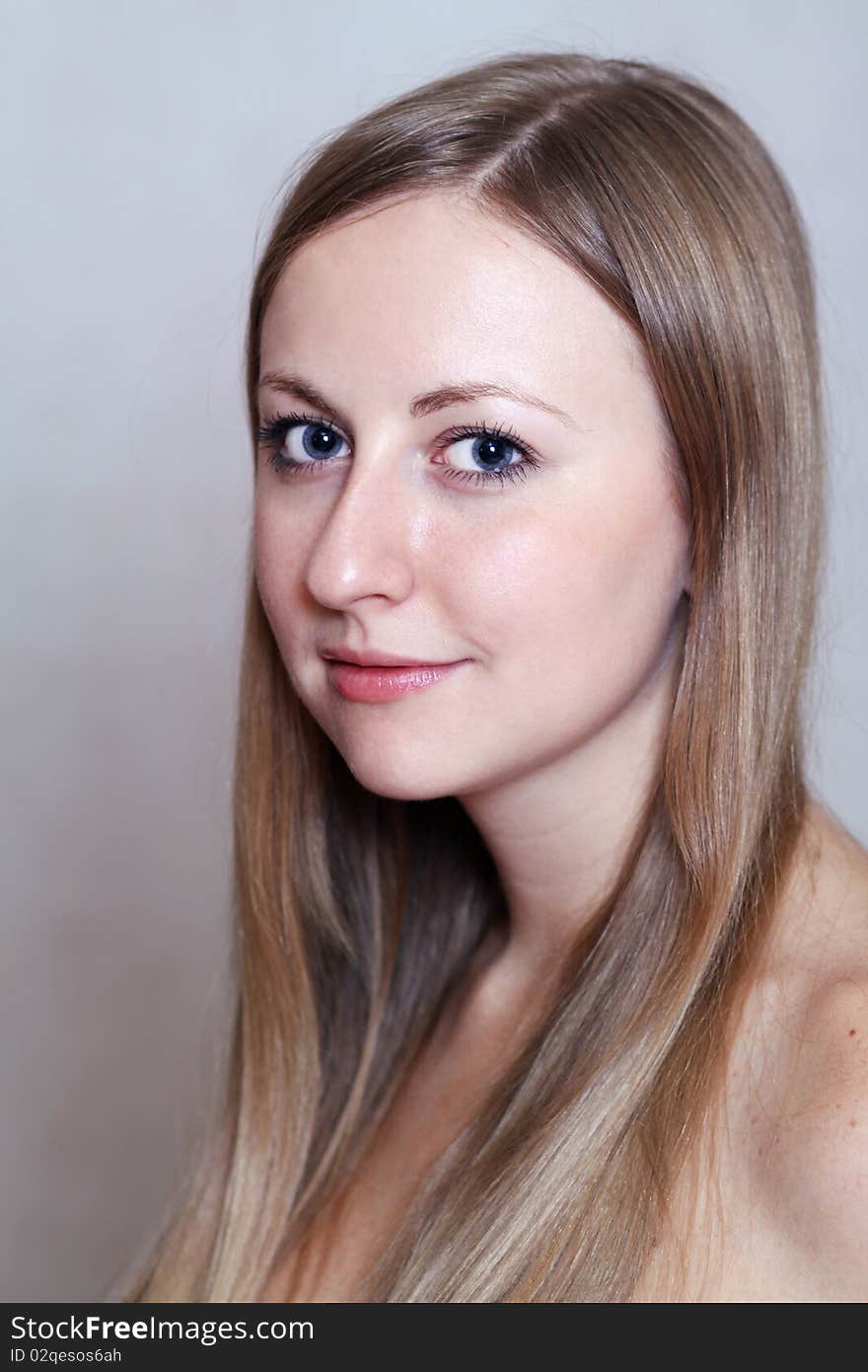 Portrait of beautiful woman in studio