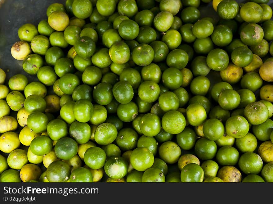 Limes Sell At Market