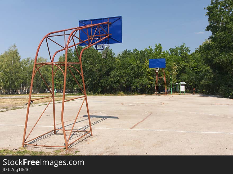 basketbal field is the forest. basketbal field is the forest