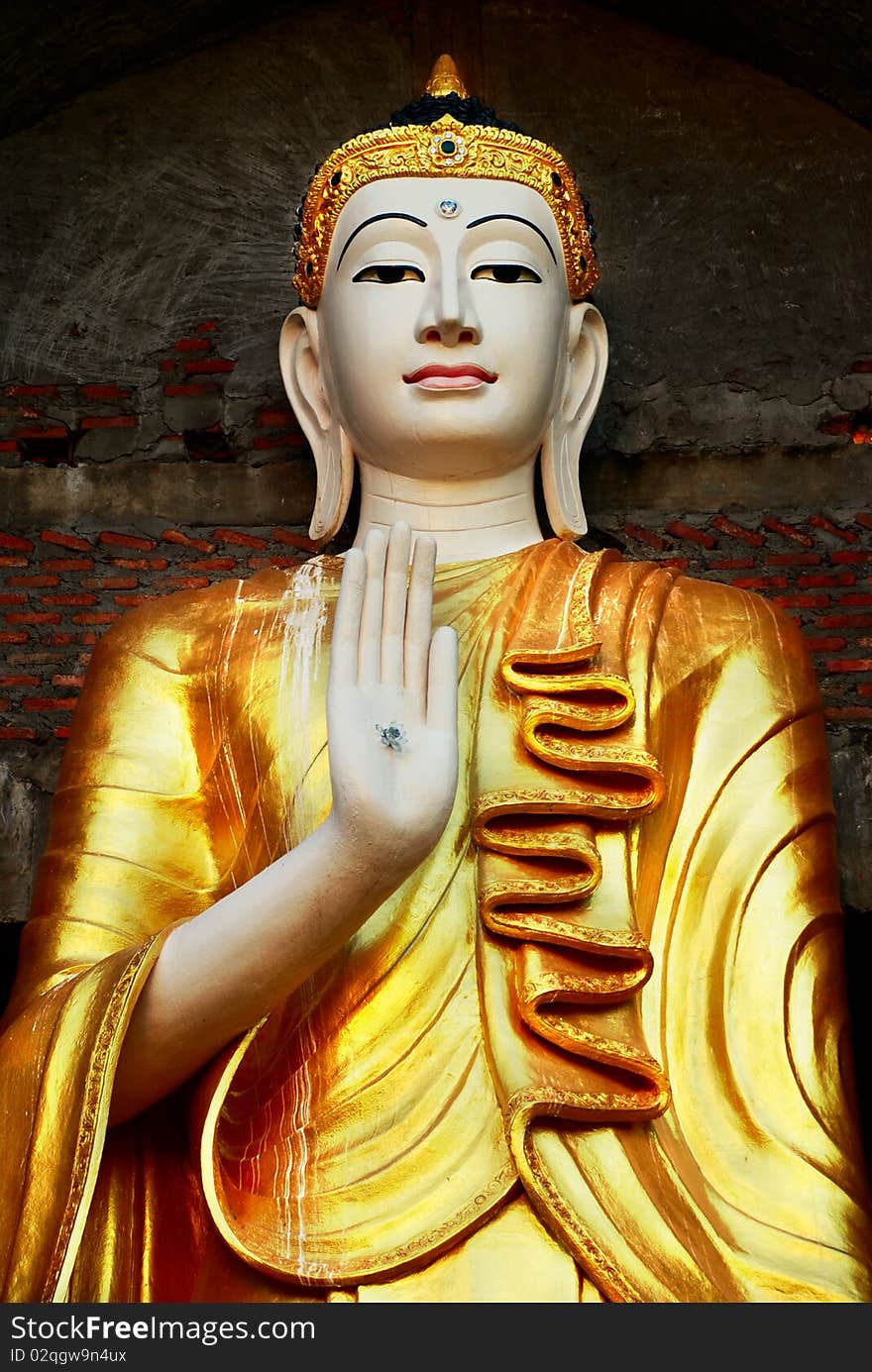 Golden Buddha Image of Thailand