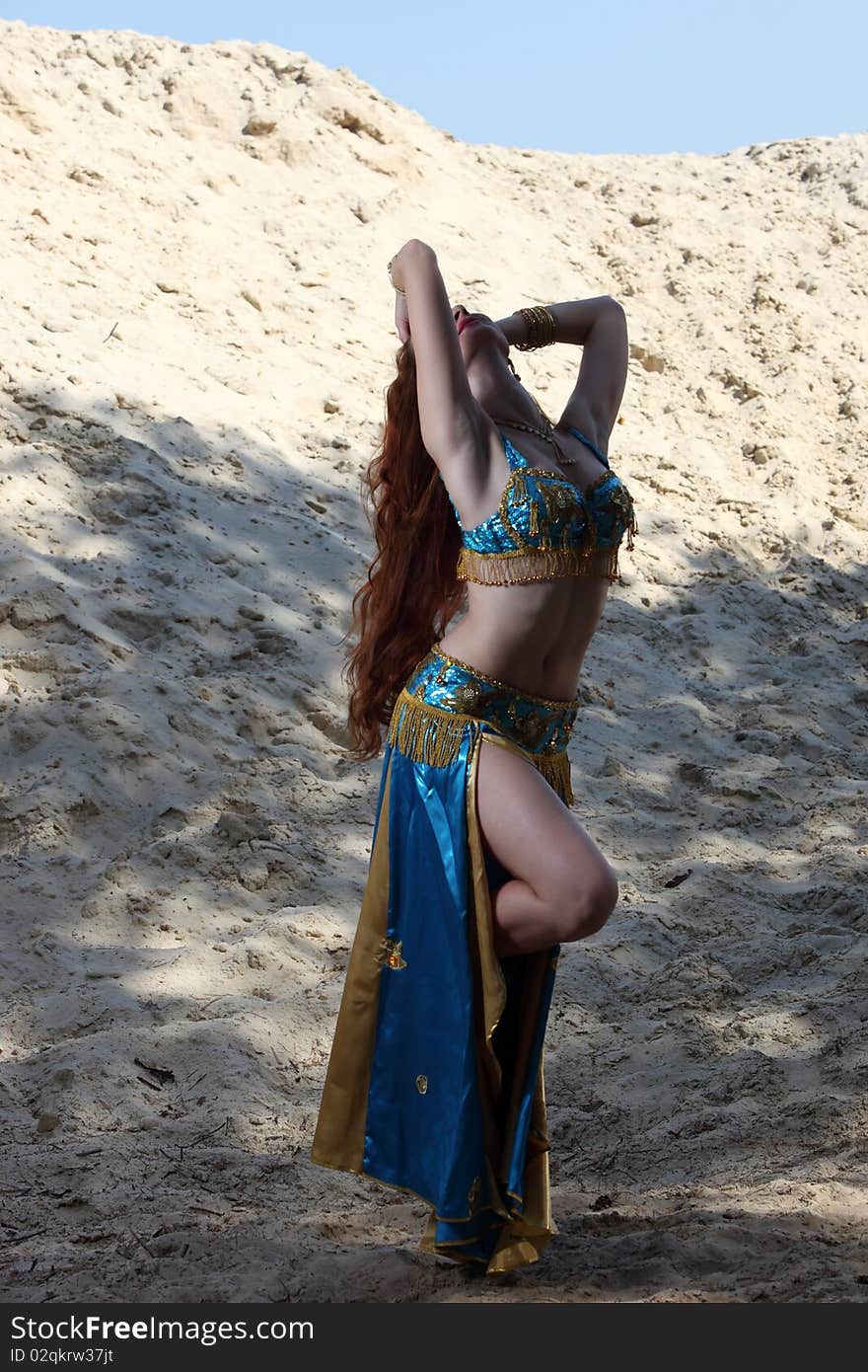 Belly dancer