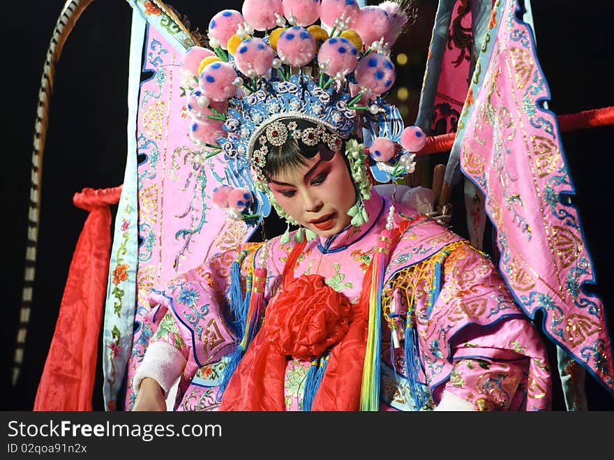 Chinese opera Mu Guiying performed by JinQiao Opera Troupe at the stage in Yue Lai teahouse. Chinese opera Mu Guiying performed by JinQiao Opera Troupe at the stage in Yue Lai teahouse.