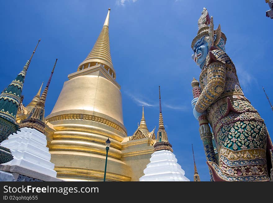 The giat and gold pagoda at Wat Phra Kaew