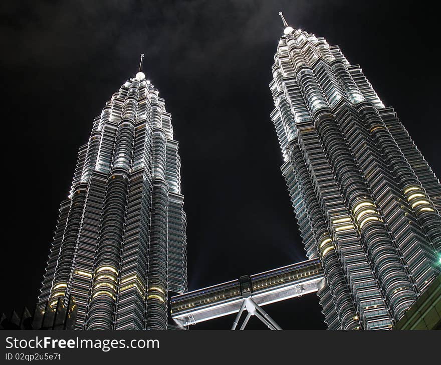 Night scene of the twin towers from Kuala Lumpur, Malaysia