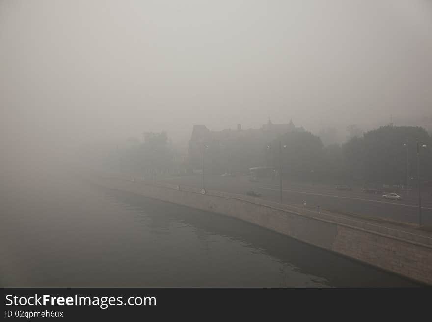 Bridge im moscow in a smoky august day