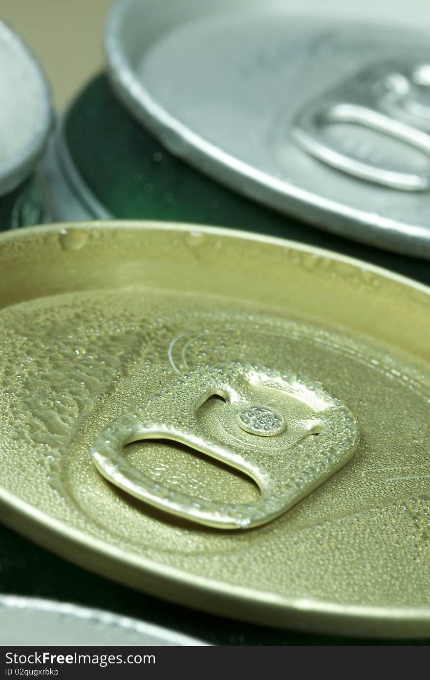 Top side of a aluminum can with an opener