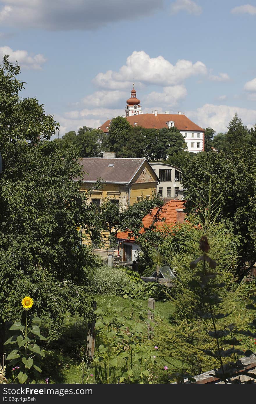 View of Mnichovo Hradiste chateau