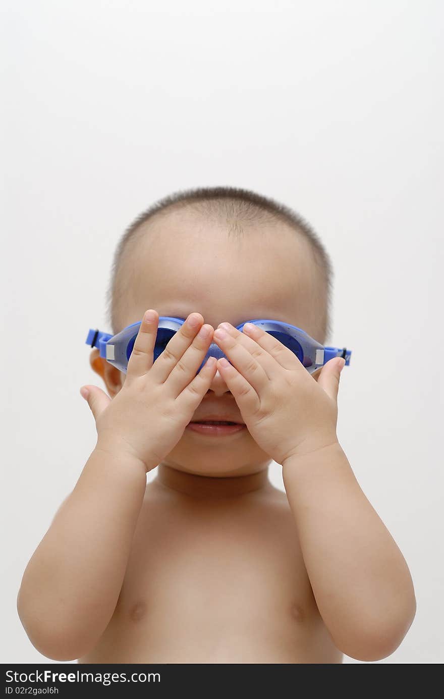 Boy with swimming goggles