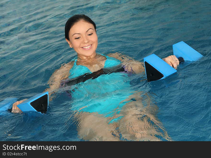 Employment with pregnant women in small pool