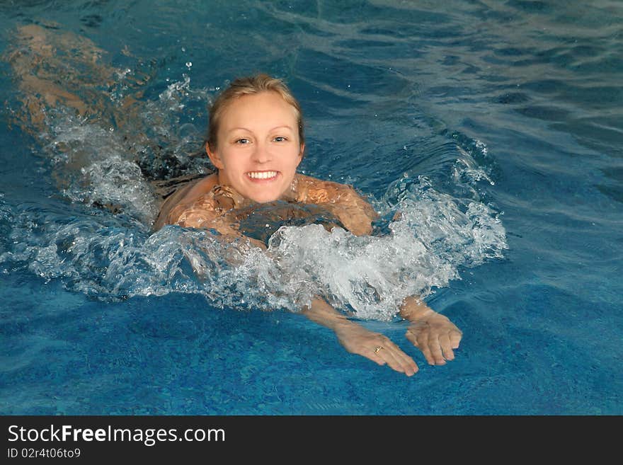 Employment with pregnant women in small pool