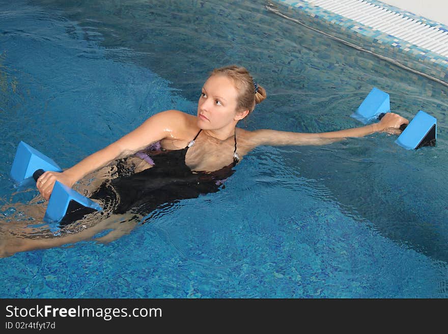 Employment with pregnant women in small pool