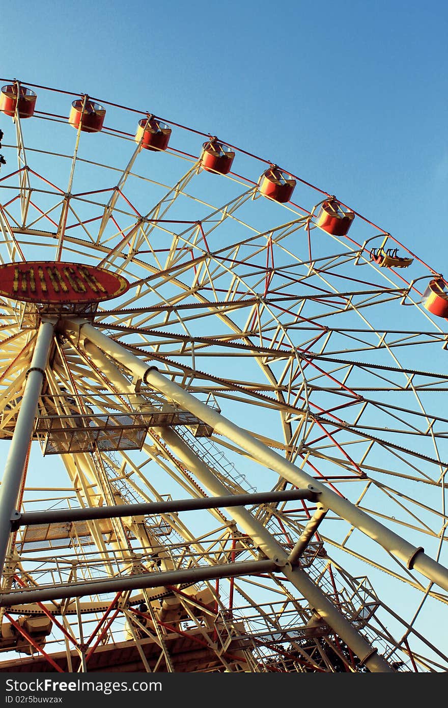 Big wheel and the sky