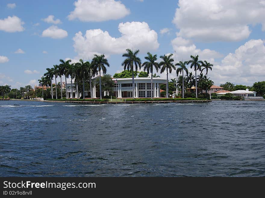 Fort Lauderdale historic white house