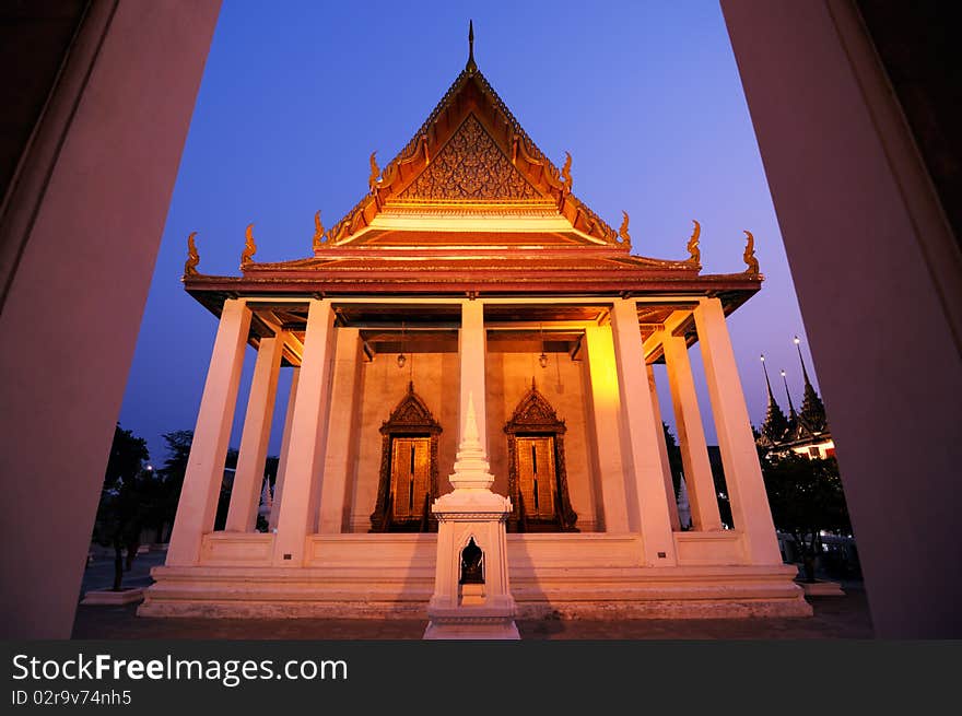 Wat Ratchanatda , Bangkok