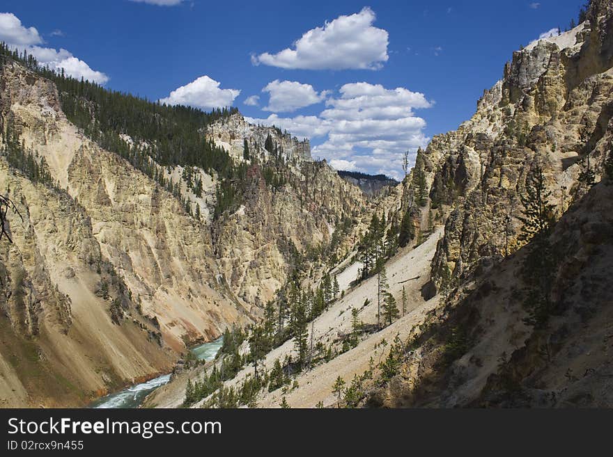 Grand Canyon of Yellowstone