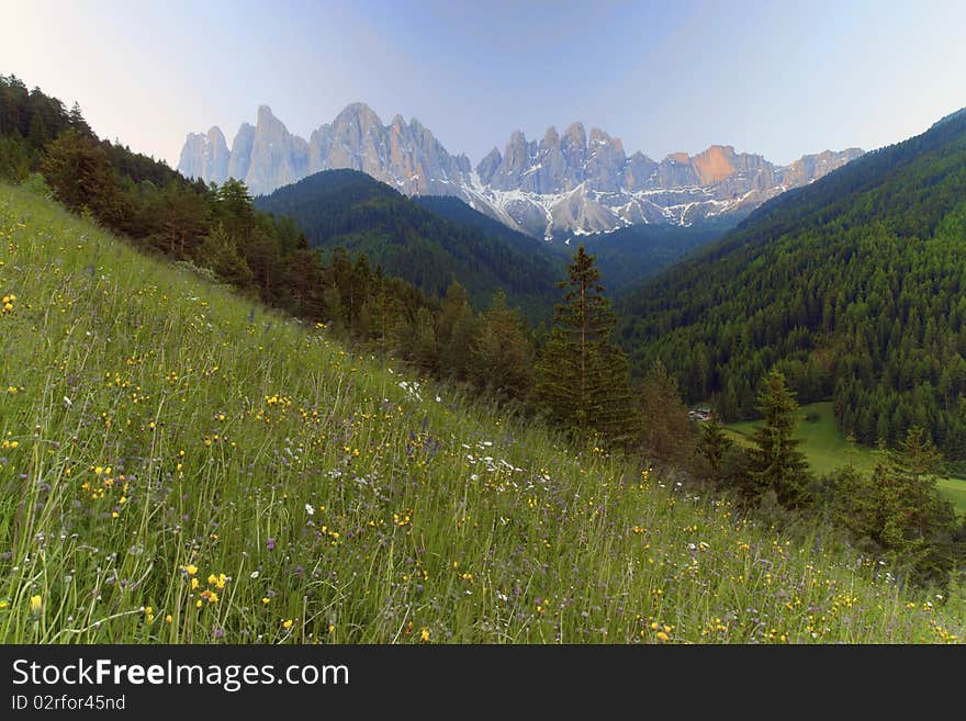 Val di Funes / Villnösser Tal valley. Val di Funes / Villnösser Tal valley