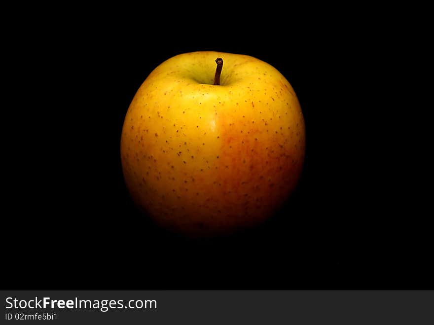 Yellow apple