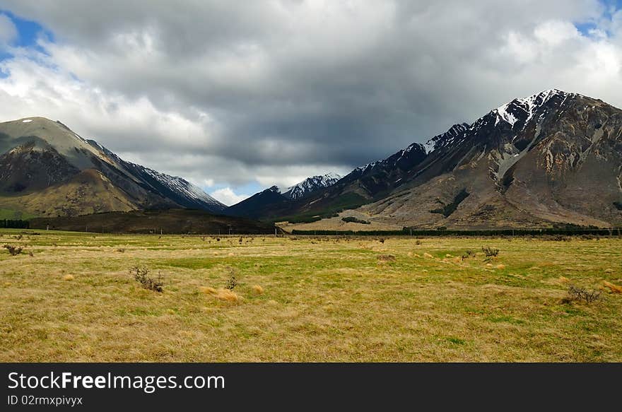 Plains and Peaks of Arthur s Pass National Park