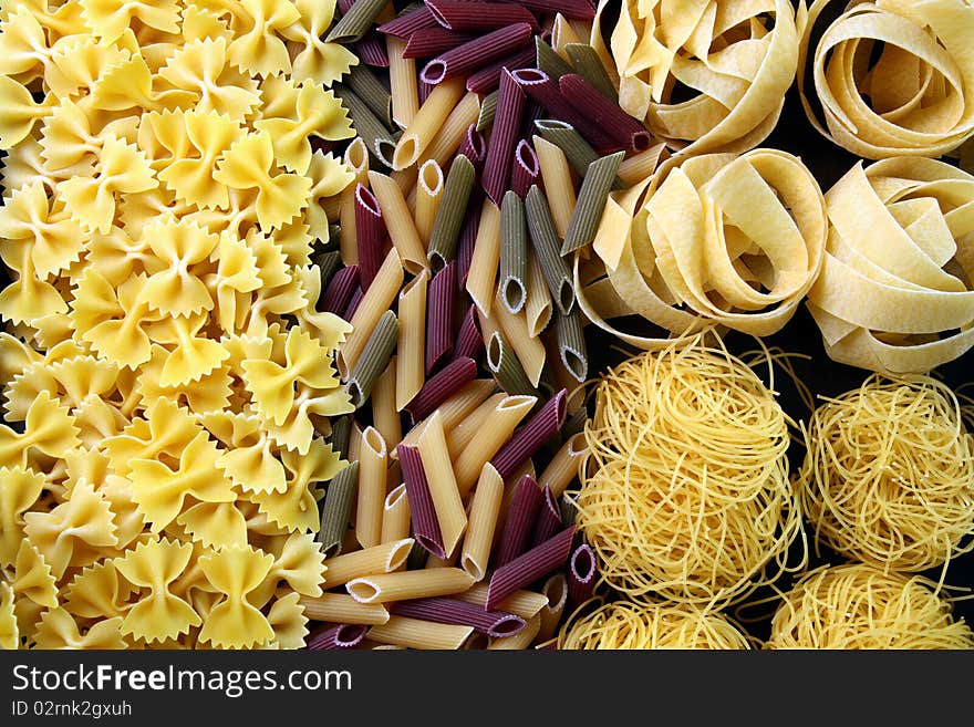 Raw noodles varied from the traditional Italian cook. Raw noodles varied from the traditional Italian cook