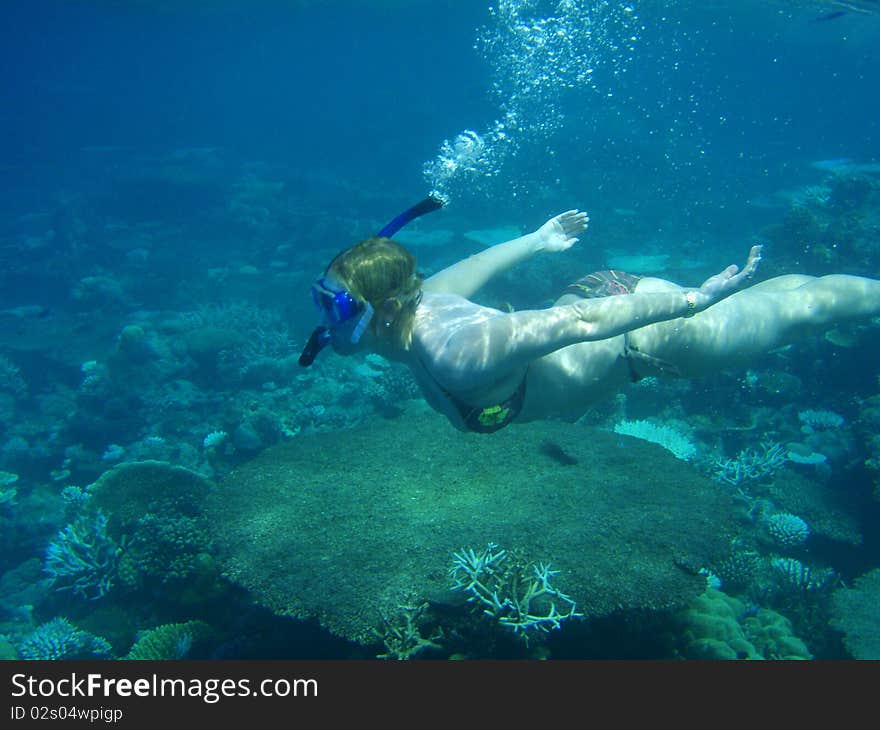 Underwater swimmer