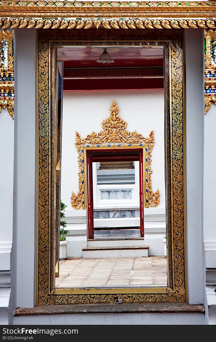 Wat Pho, Temple of the Reclining Buddha.