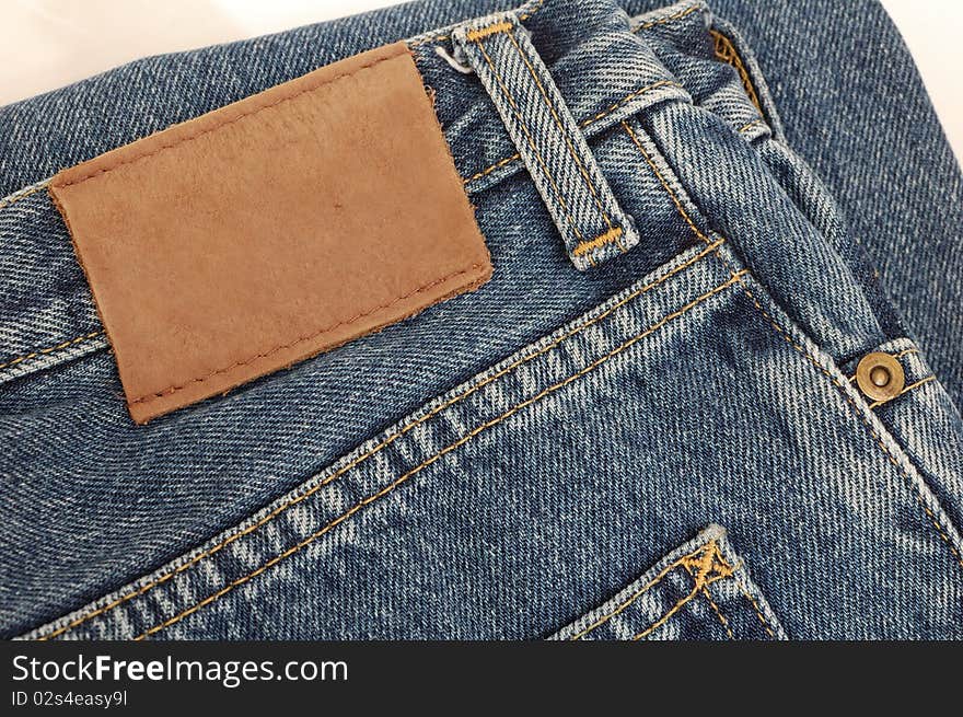 Jeans with empty leather lable