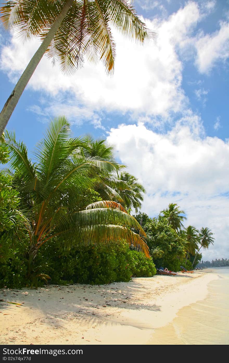 Medhufushi Island Resort is naturally quiet, serene, authentic Maldivian island. Medhufushi Island Resort is naturally quiet, serene, authentic Maldivian island