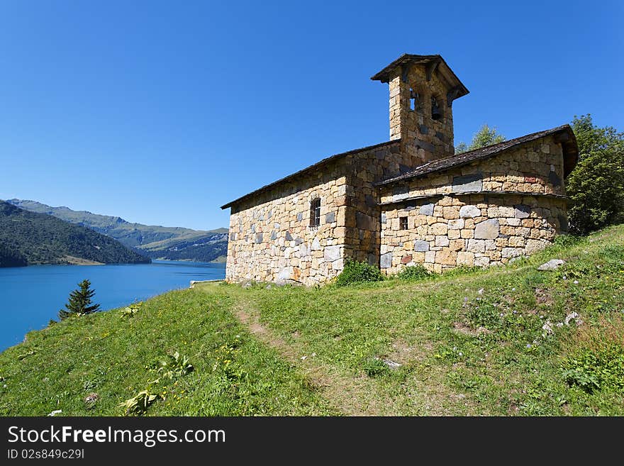 Chapel and Roselend lake