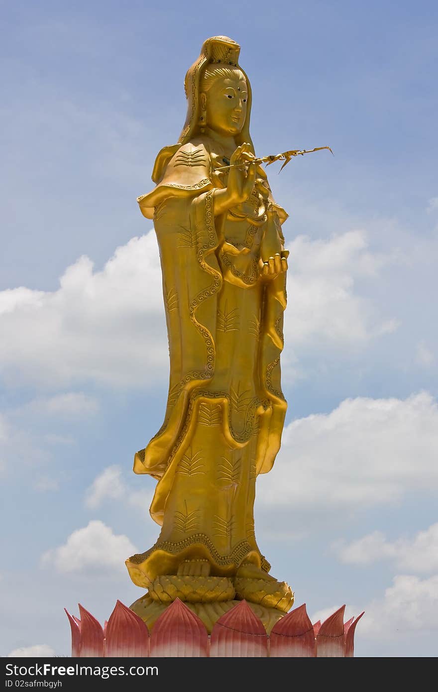 Blessing of chinese goddess statue