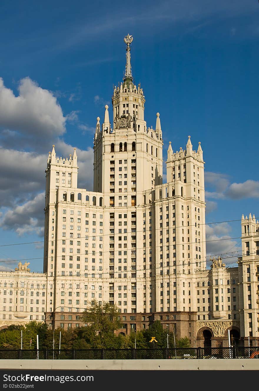 Moscow Stalin large apartment house on the river