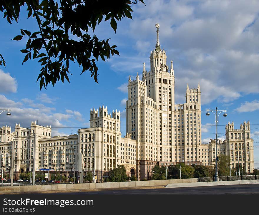 Moscow Stalin large apartment house on the river