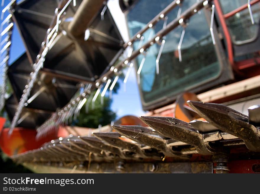 The cutting parts of a combine harvester. The cutting parts of a combine harvester.