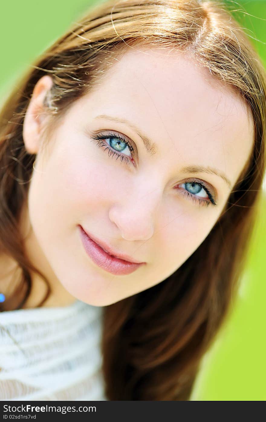 Young woman portrait in the park