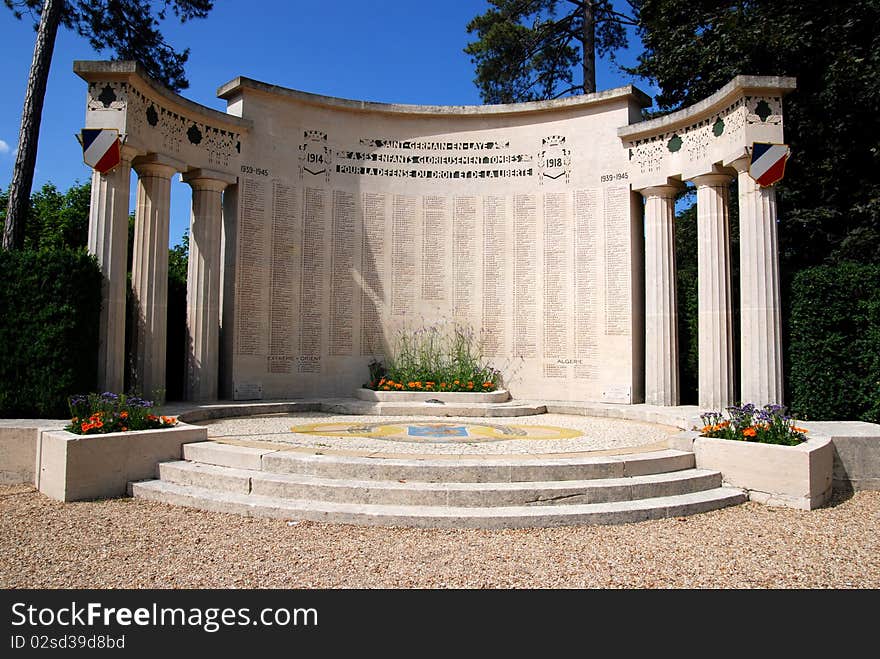 War memorial in Saint-Germain-en-Laye