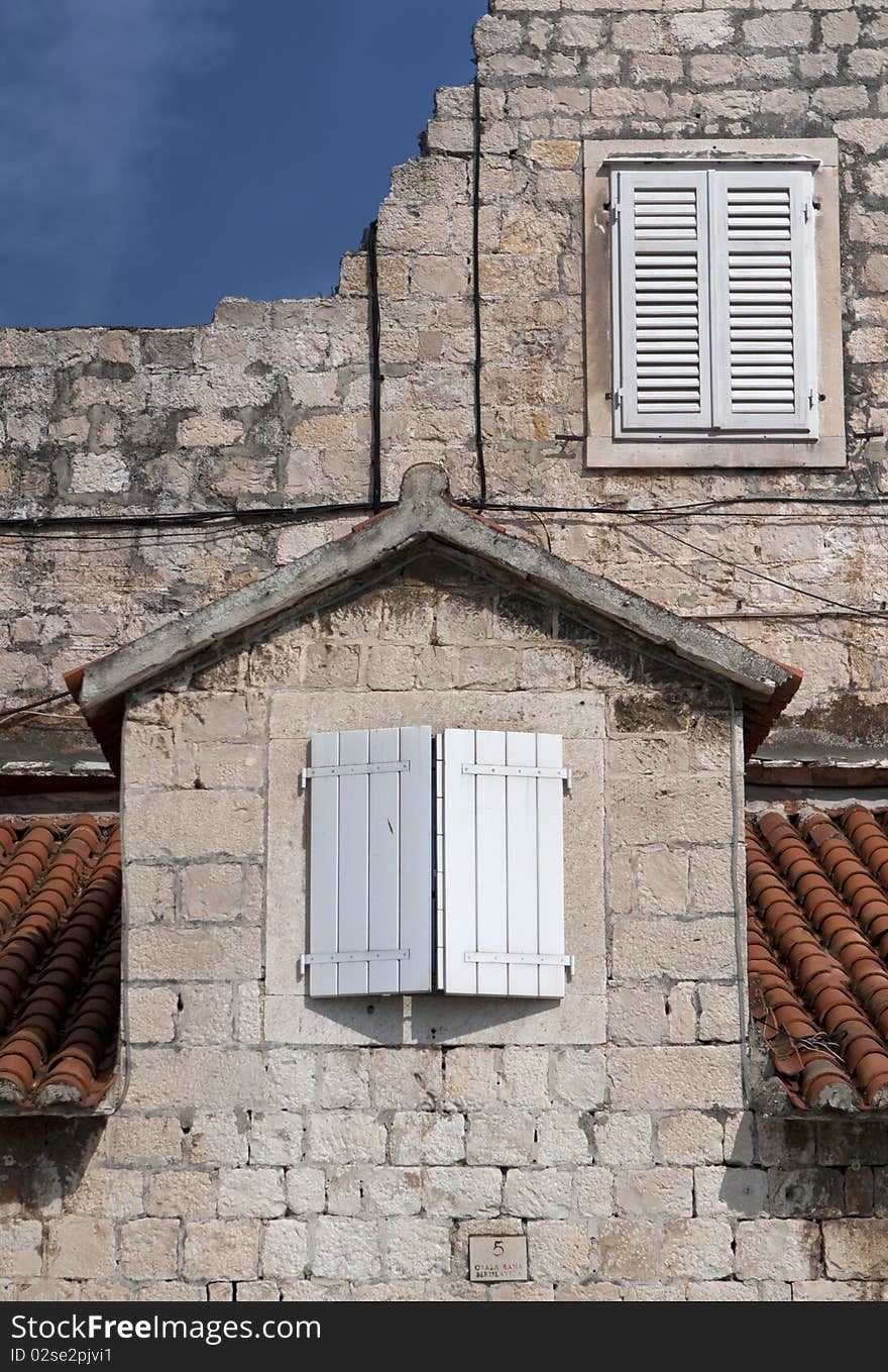 House window architecture