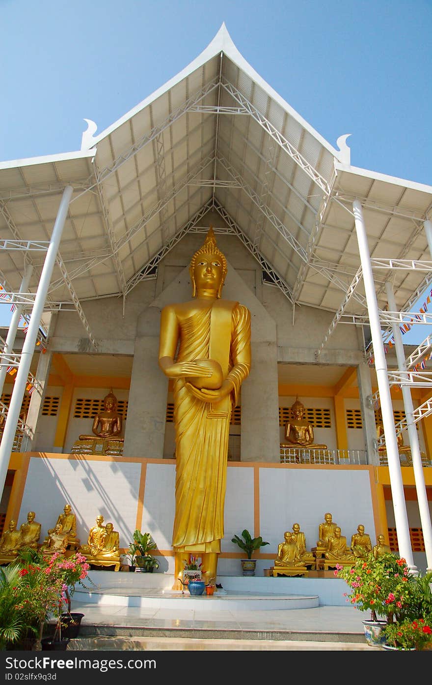 Architecture of thailand
It is respectful of the Thai people.